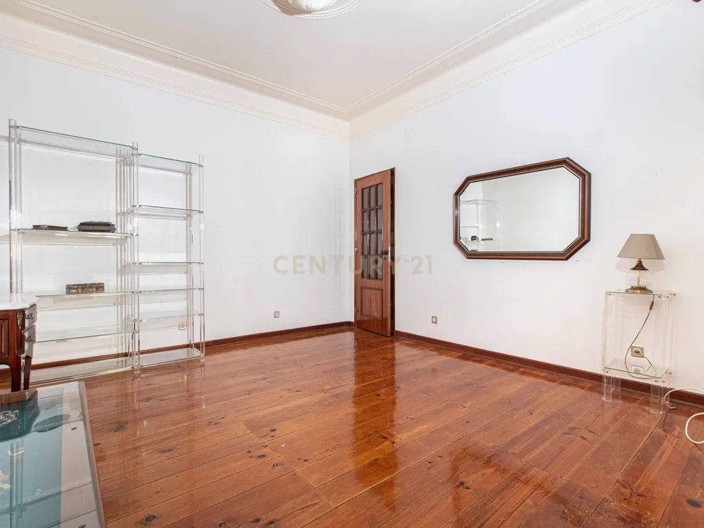 T2 Arroios, Penha de França com Terraço 110m² - Image 7
