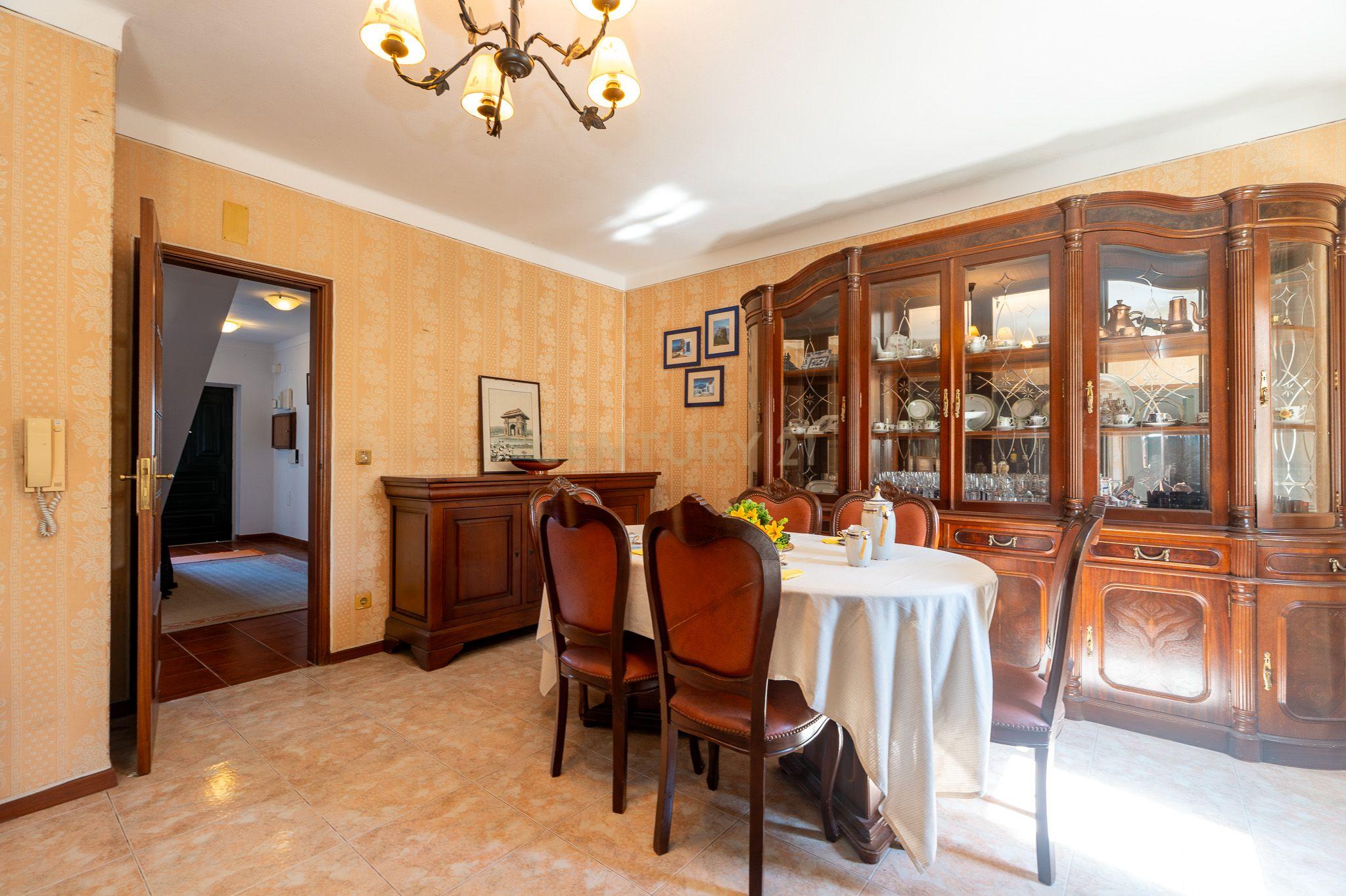 Fotografia 11 de ** ESPETACULAR MORADIA NO LINHÓ **