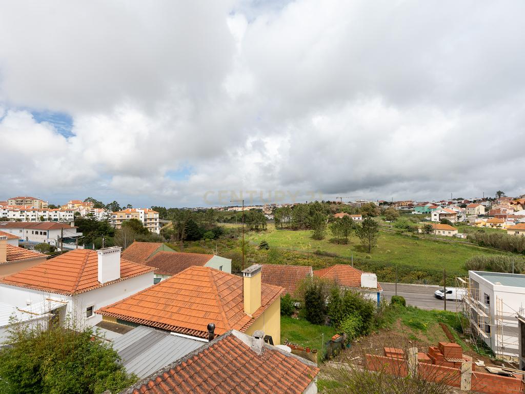 **ESPECTACULAR MORADIA T3 NO CENTRO DE MAFRA** - Image 31