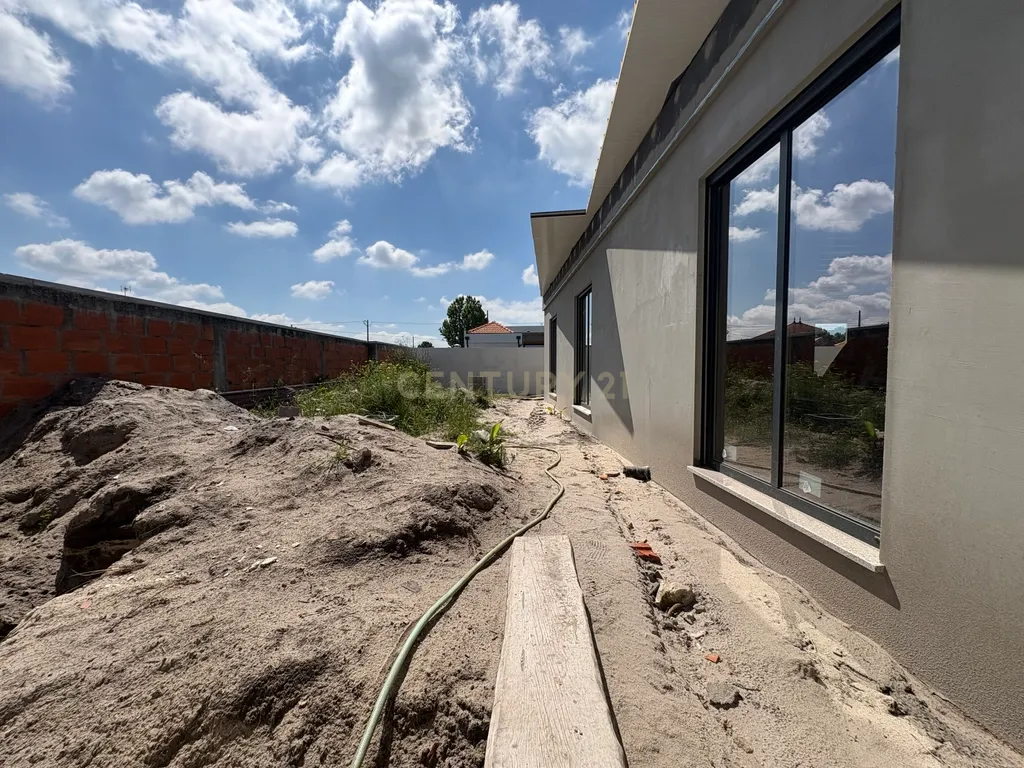 🏡 MORADIA T3 NOVA À VENDA | Carapelhos, Mira - Image 14