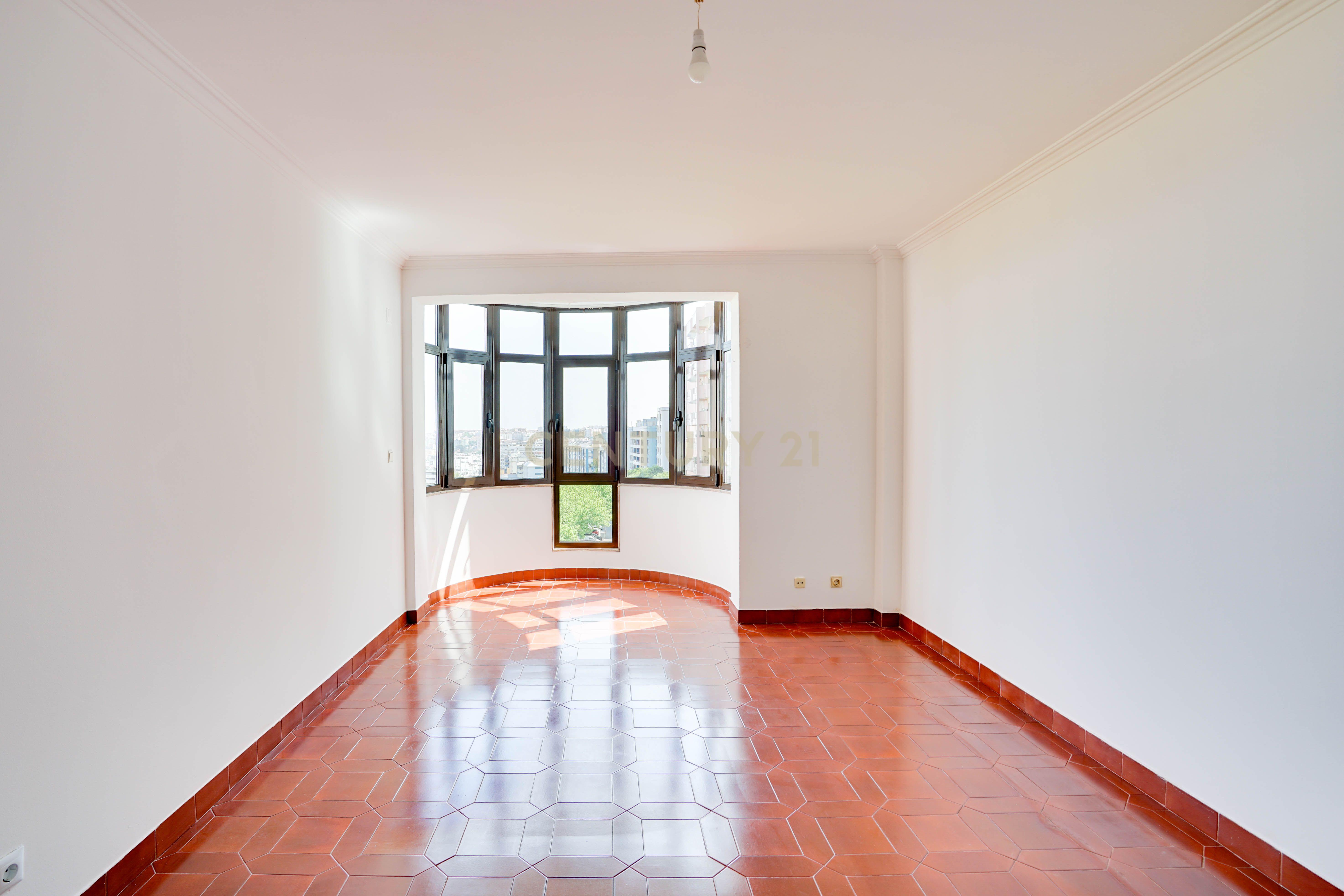 Fotografia 5 de Apartamento T2 em Almada