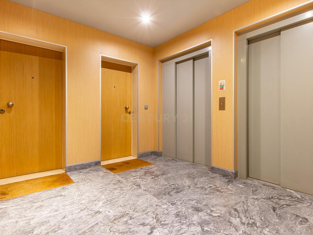 Apartamento T2 moderno com lugar de garagem, Quinta do Património (Sacavém) - Image 8