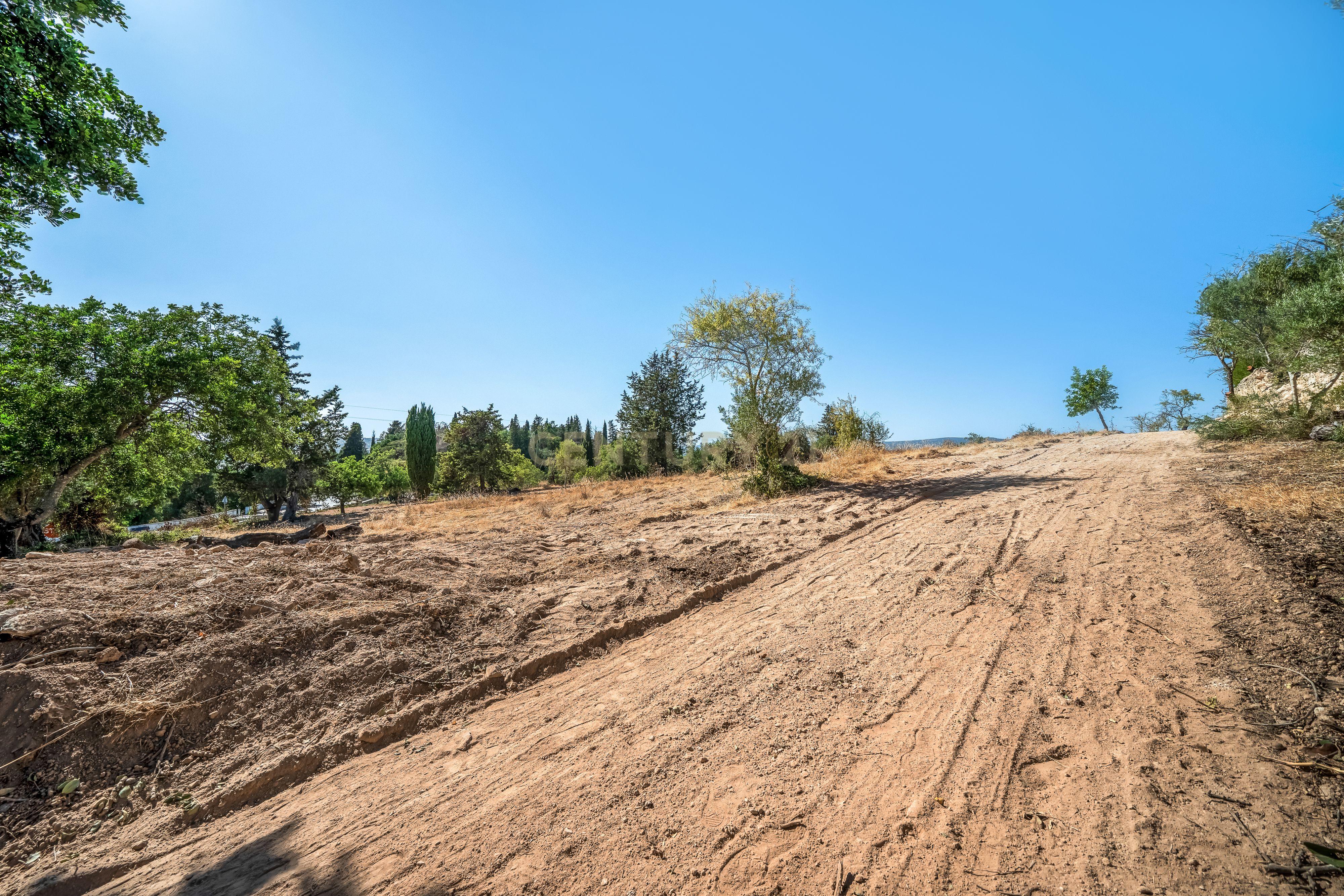 Fotografia 12 de Terreno urbanizável de 6.440 m² em Paderne – Elevado potencial de desenvolvimento