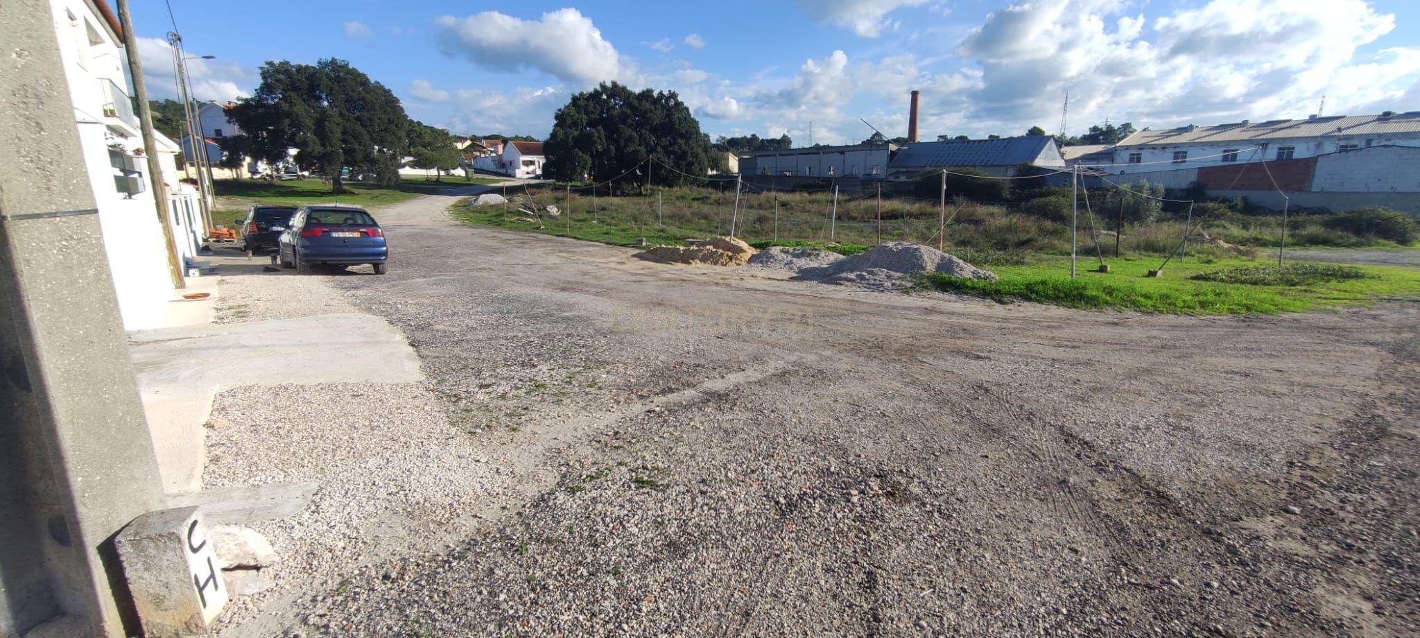 Terreno c/ projeto de loteamento aprovado para 10 lotes a 20 min de Lisboa  - Image 2