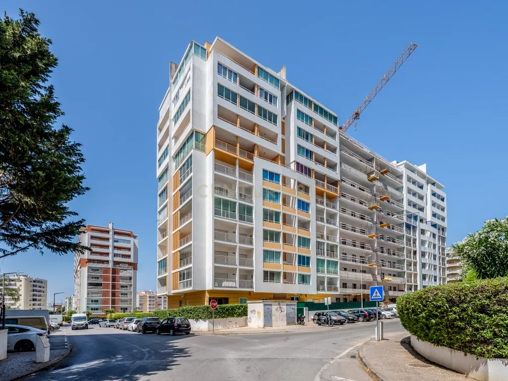 Apartamento T1 - PORTIMÃO - Image 1