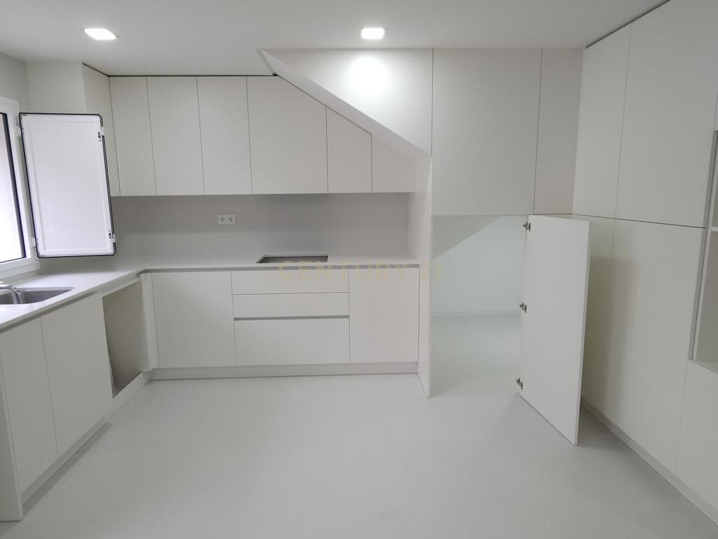 Apartamento novo T2 com Terraço  - Image 3