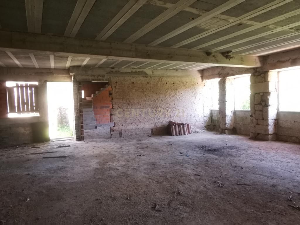 Moradia para recuperar em Sul, São Pedro do Sul - Image 3