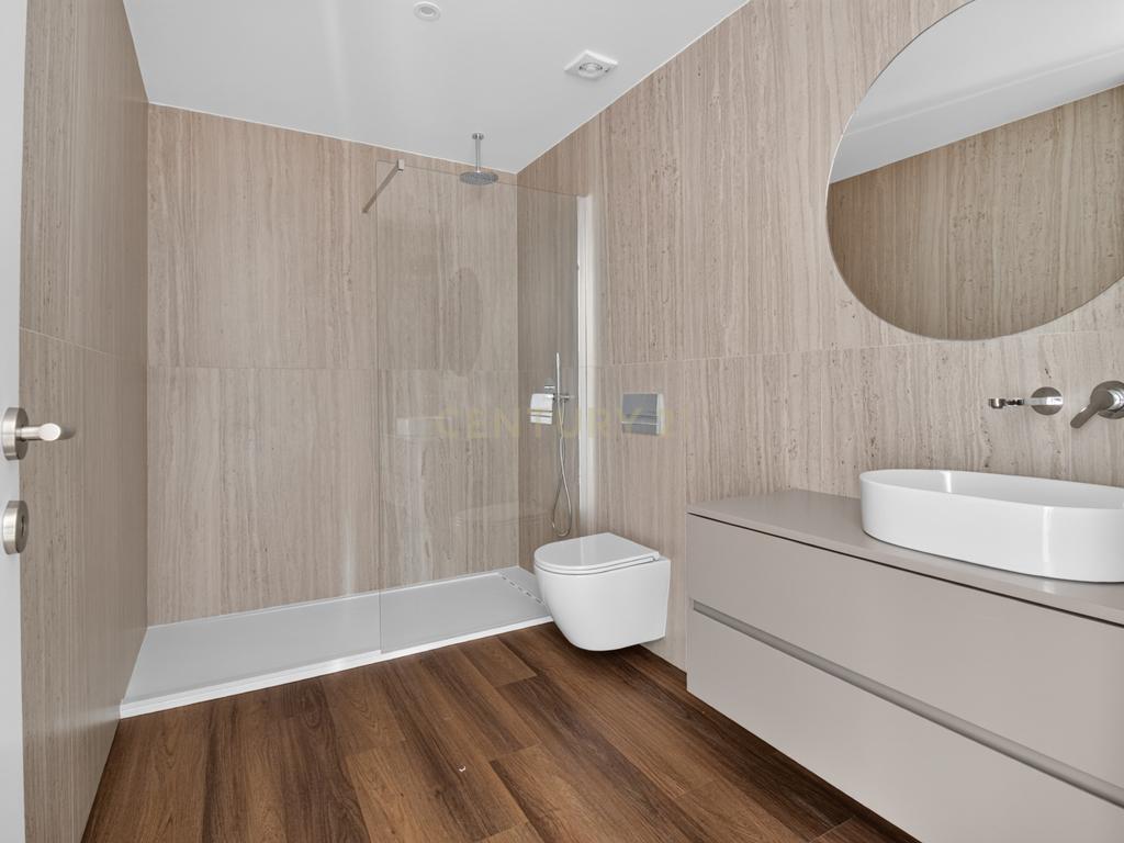 T3 Novo em Ferreiros, Braga | Suíte e 2 Quartos com Closet e Varanda Panorâmica - Image 13
