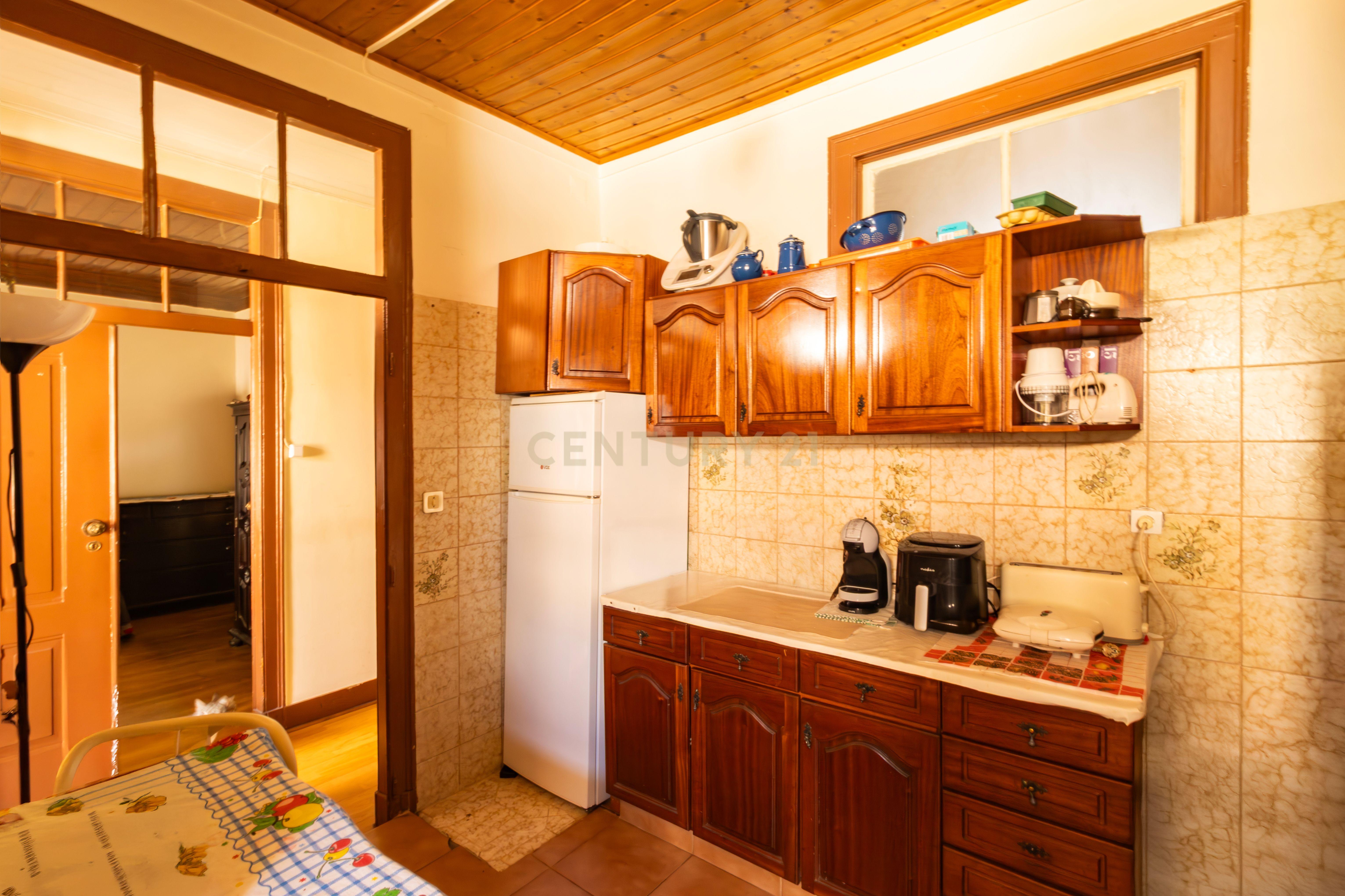 Apartamento Praça 5 Outubro Caldas da Rainha - Image 13