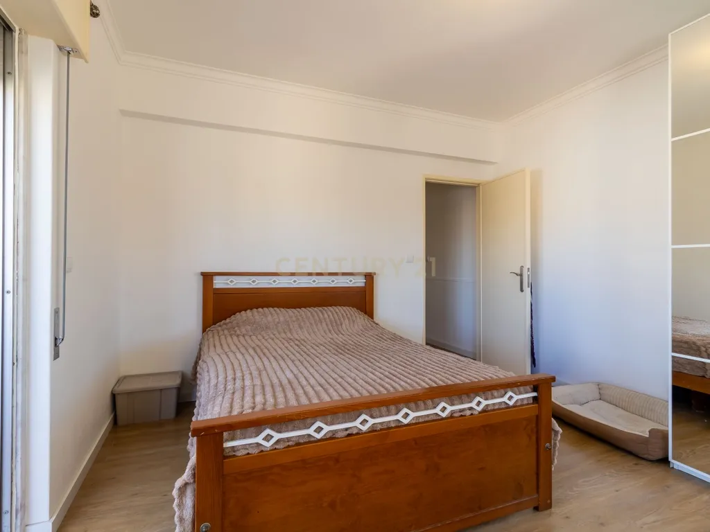 T2 com Excelente Localização em Agualva-Cacém | Ideal para Habitação Própria ou Investimento - Image 15