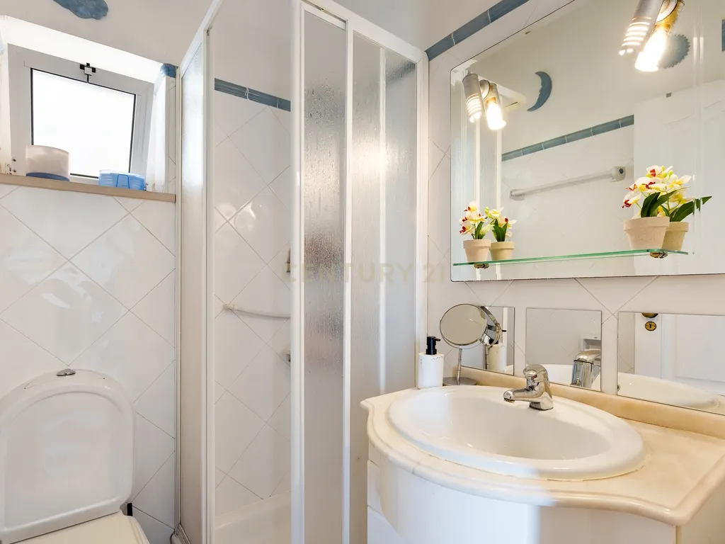 Apartamento T4 com 144m2 no Coração do Algarve - Almancil - Image 28