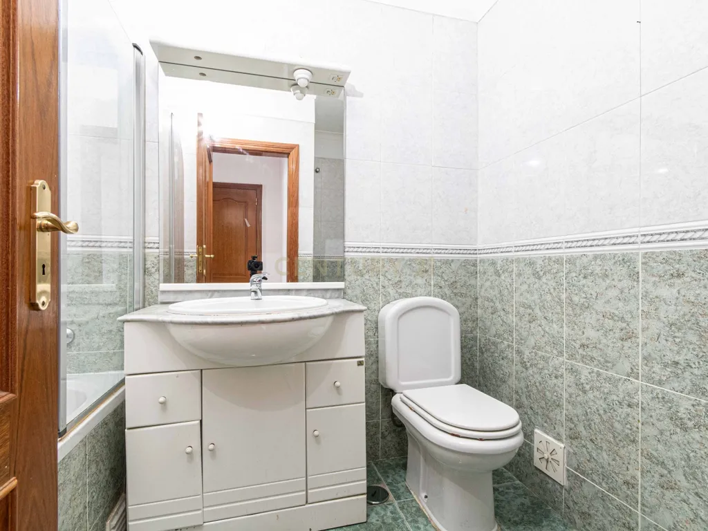 Apartamento T3 com varandas e Estacionamento | Cavaleira – Algueirão Mem Martins - Image 17