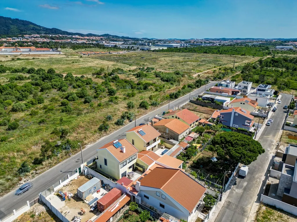 Moradia T4 Isolada Duplex com Box em Adroana, Alcabideche - Image 56