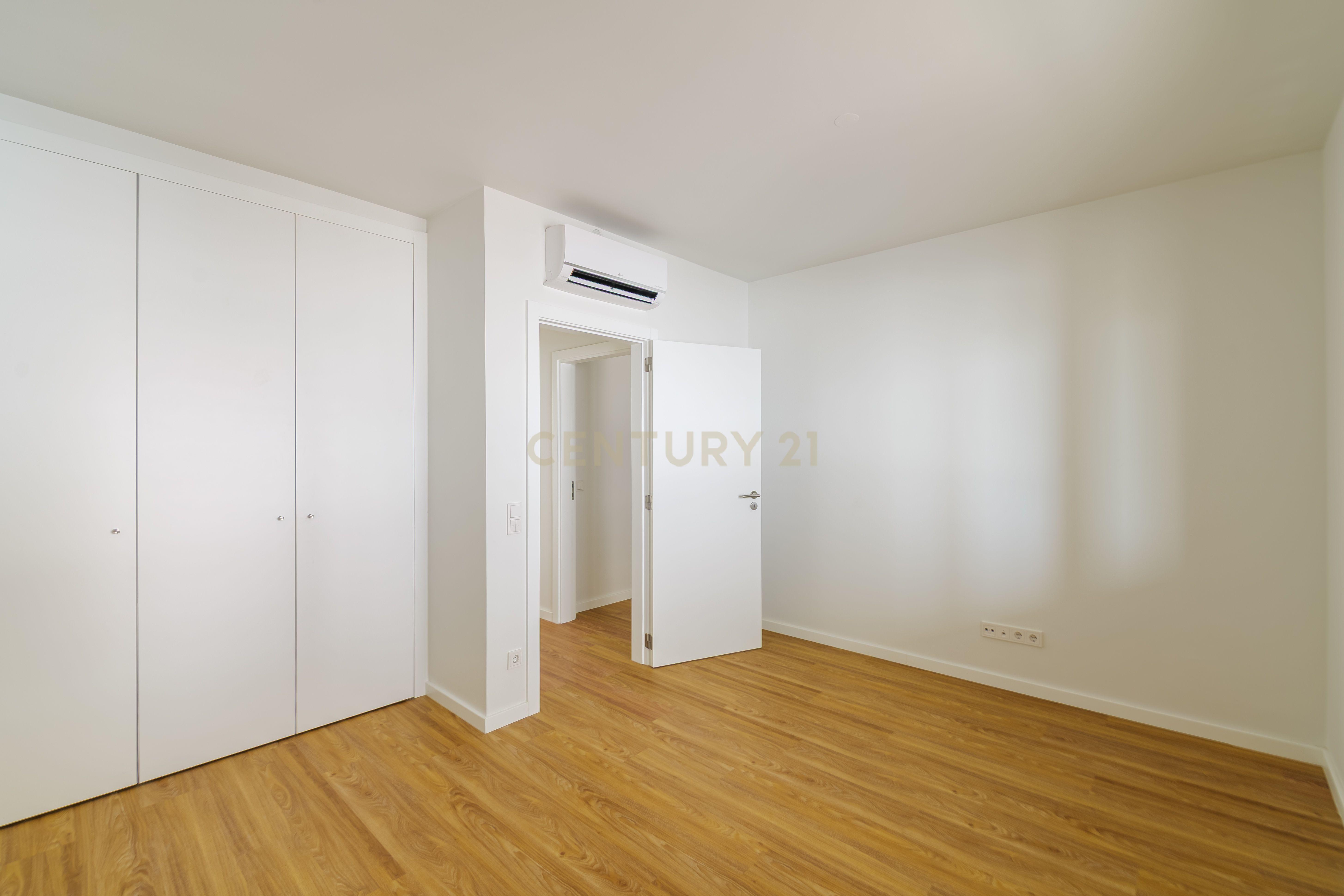 Apartamento T2 à venda em Santo António dos Cavaleiros e Frielas, Loures — foto 13