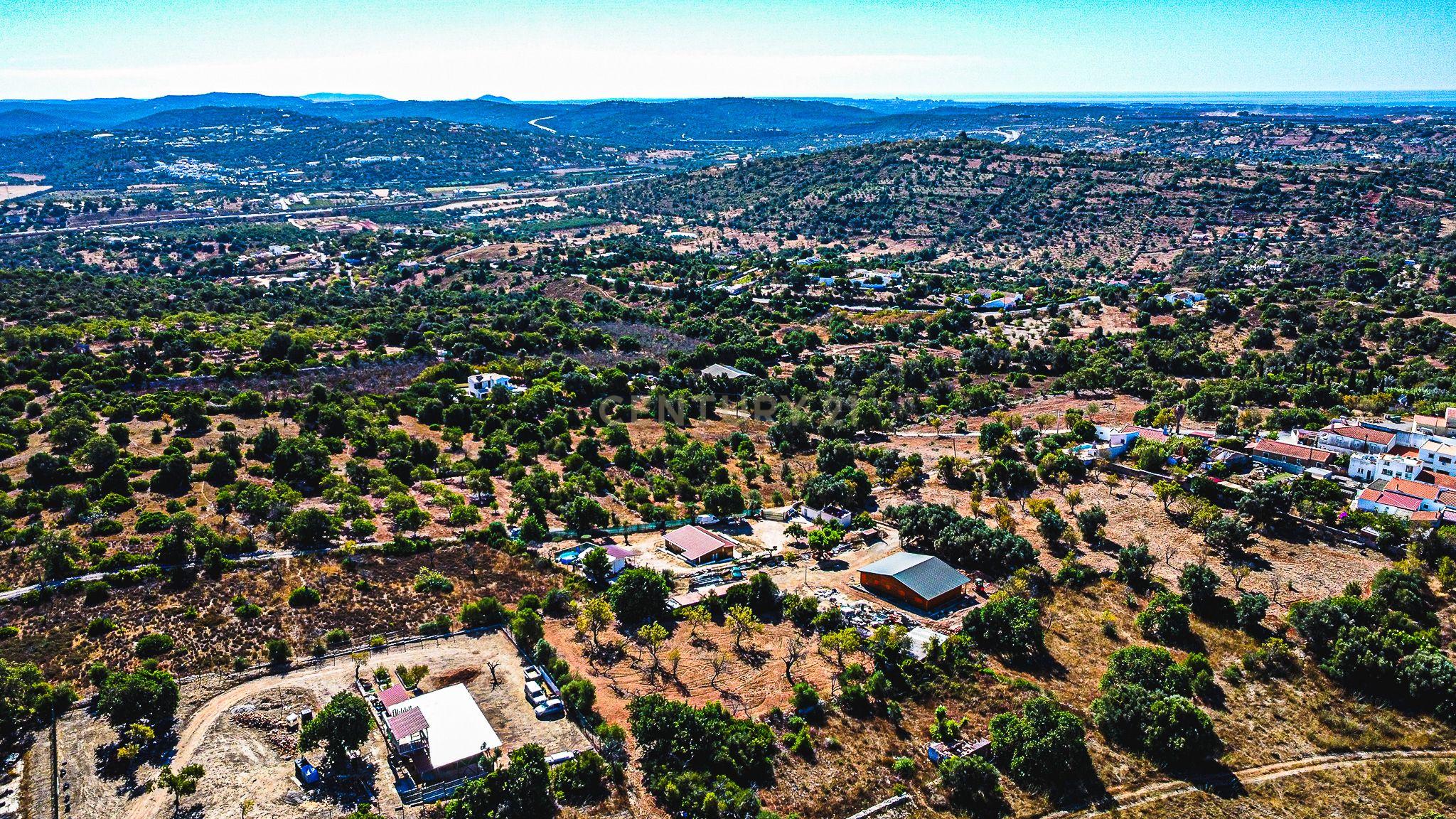 Fotografia 9 de Terreno Rústico com 1.800 m² | Natureza, Privacidade e Excelente Potencial | Paderne