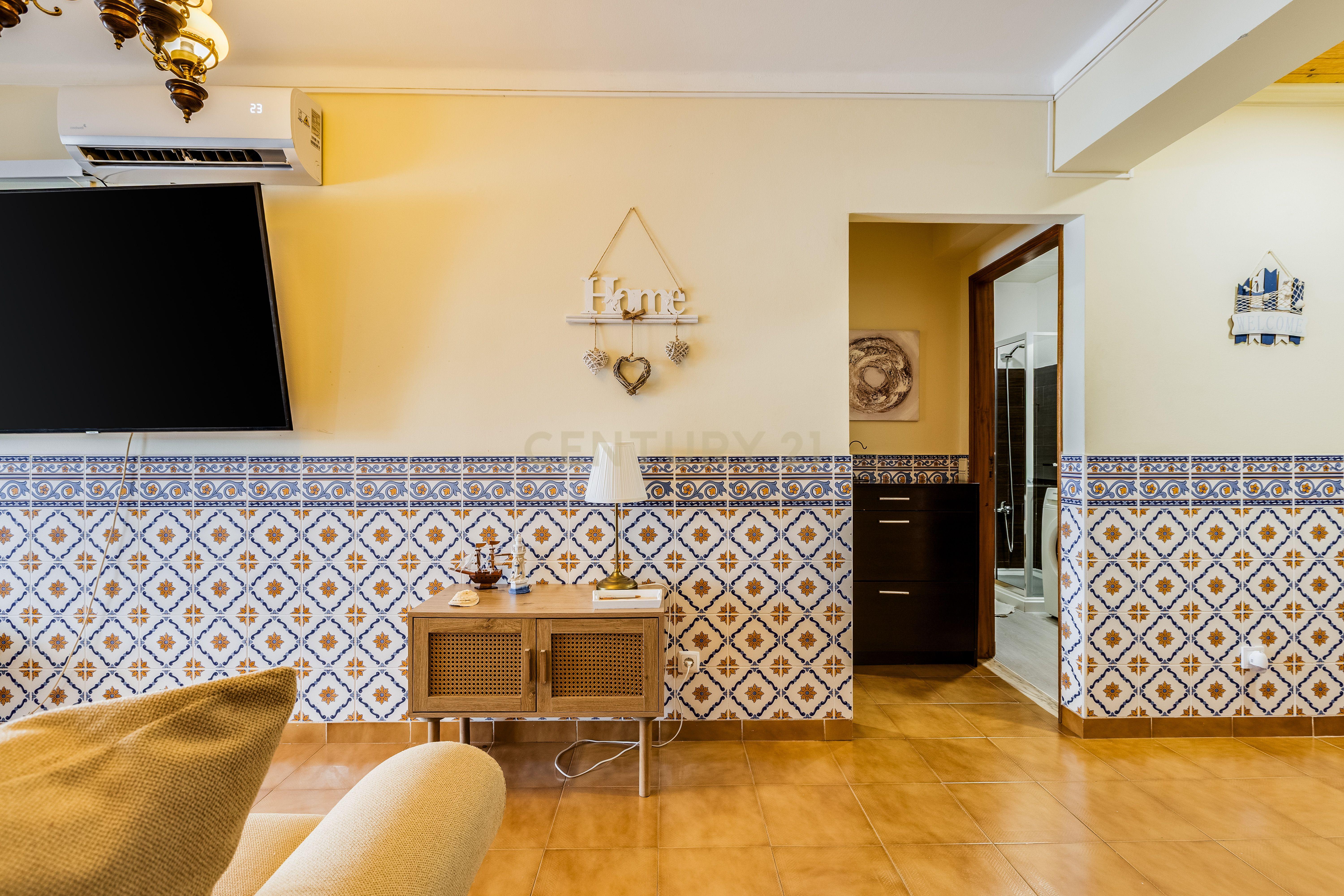 Fotografia 6 de Apartamento T1+1 à Venda em Quarteira
