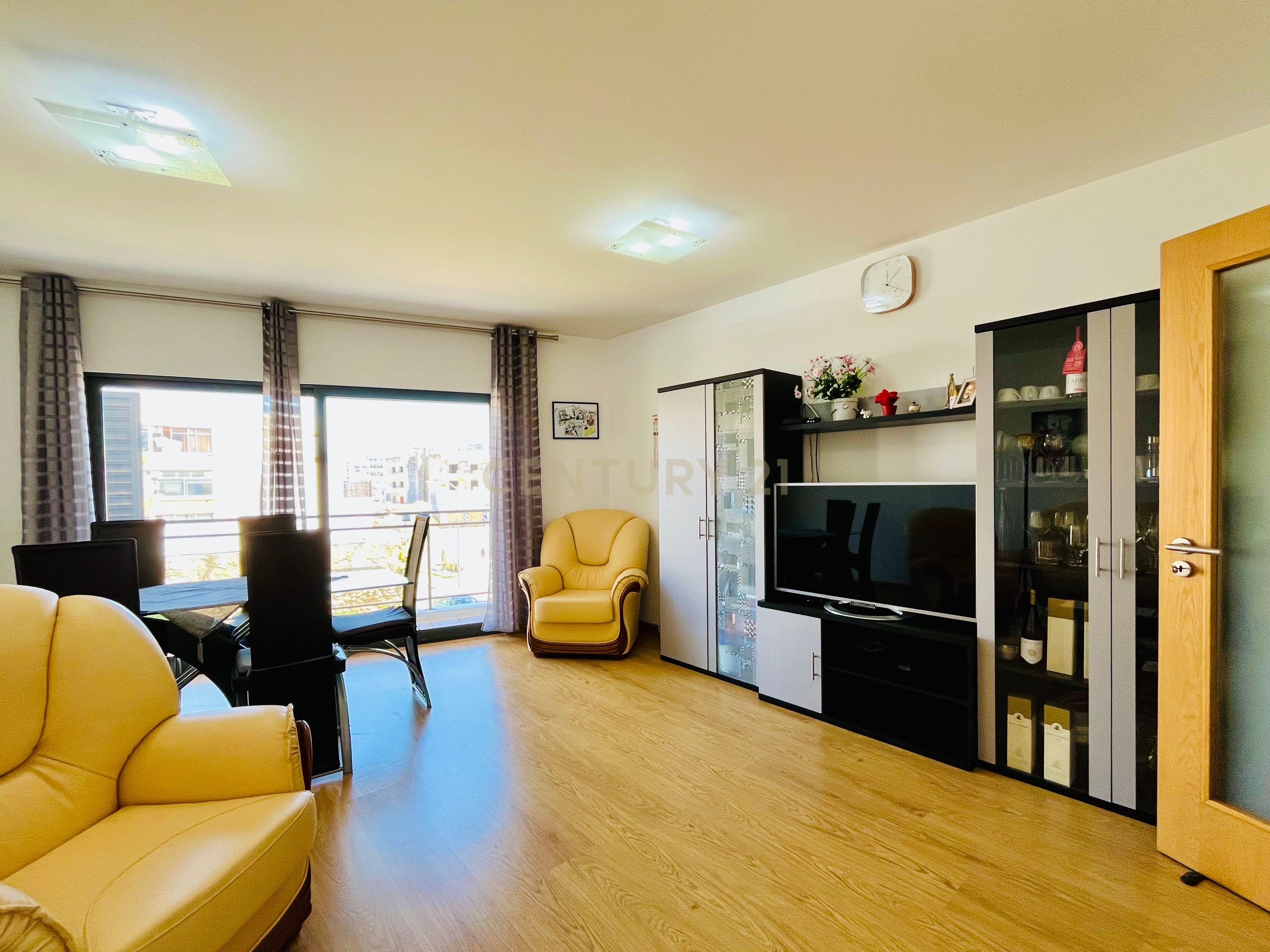 Apartamento T2 no Condomínio Ondas do Mar - Image 5