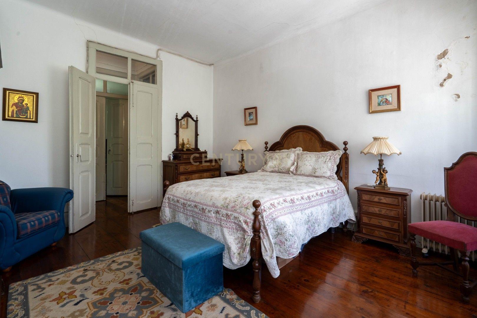 Fotografia 7 de Casa T5 para Recuperação em Lousã, Coimbra - 360m²