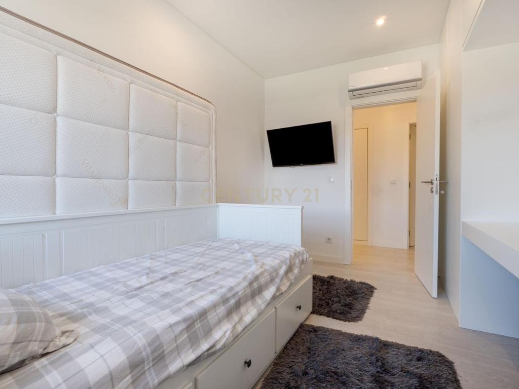 Apartamento T3 de Luxo no Coração de Lisboa - Alameda D. Afonso Henriques - Image 26