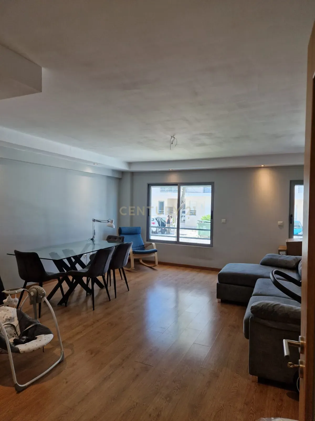 Apartamento T2 em Montijo com Garagem e Boa Exposição Solar - Image 5