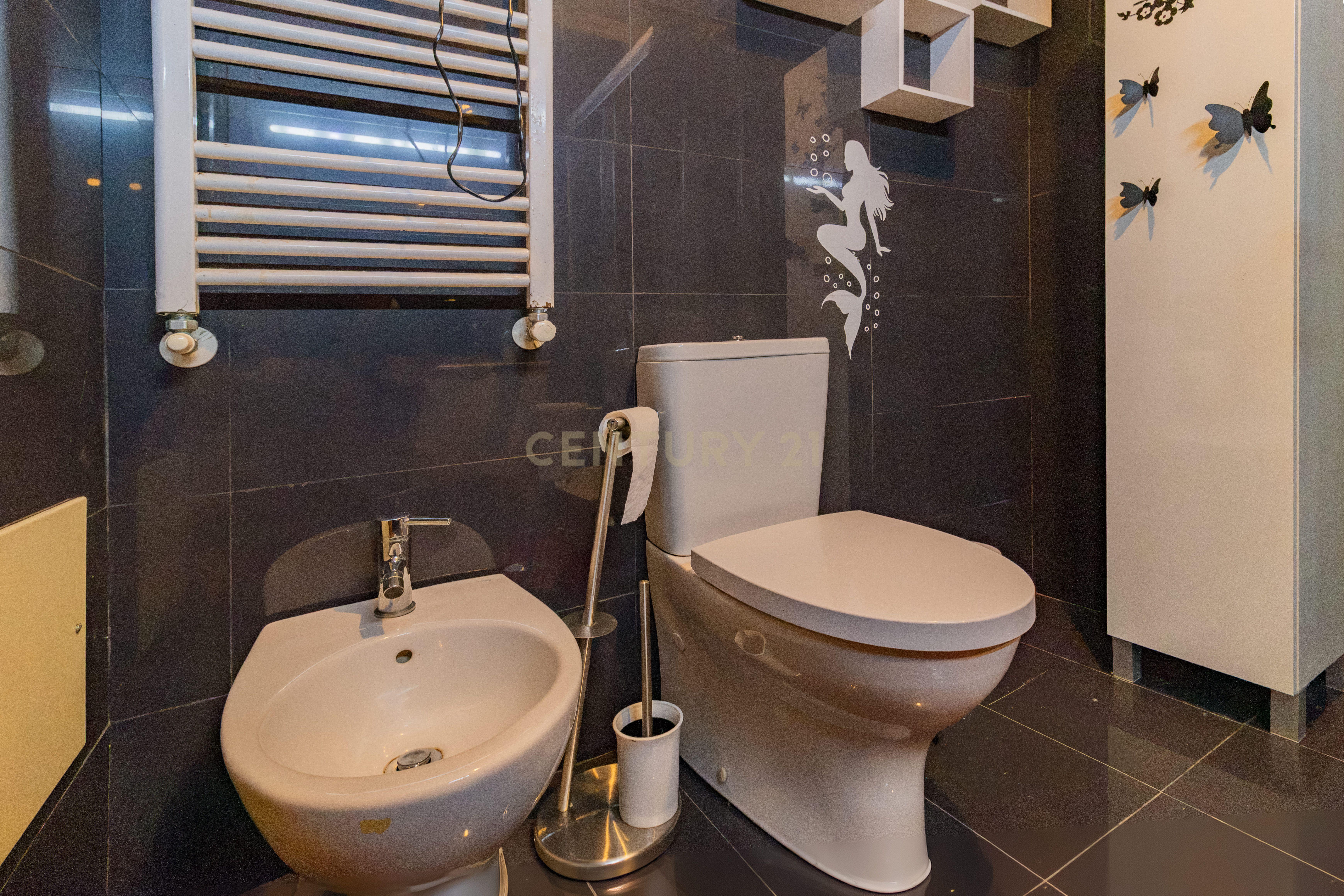 Fotografia 8 de Apartamento T2  Com Garagem  Cruz Areia Leiria  Rua Malaposta