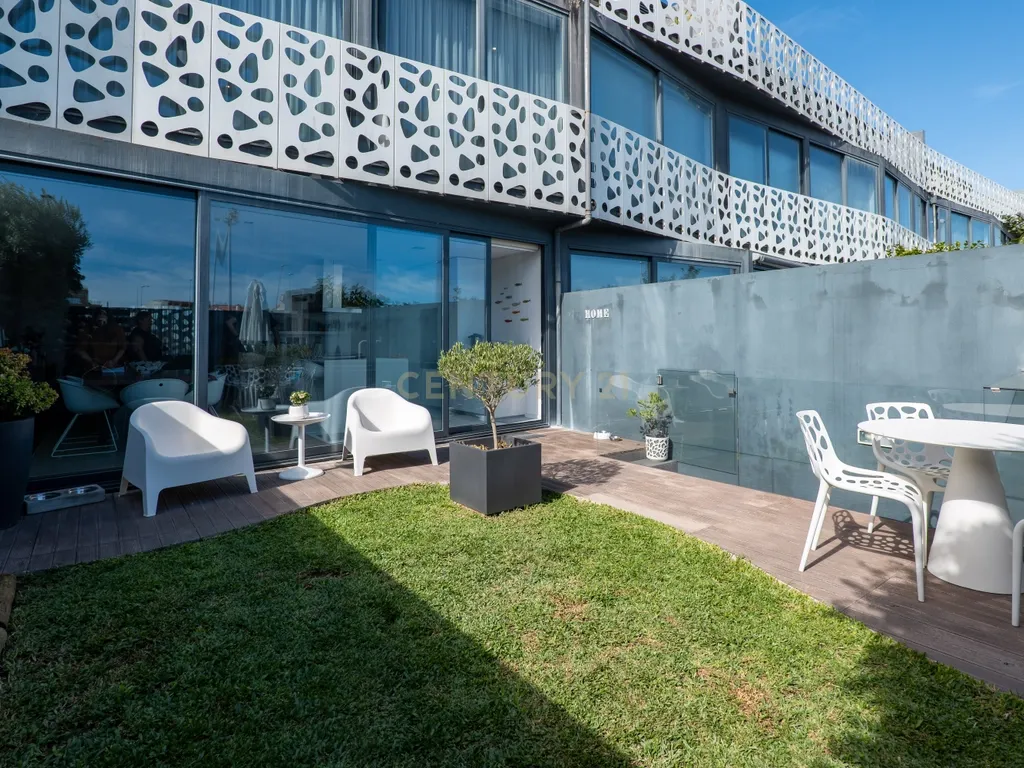 Andar de Moradia Duplex em Lavra – A 2 minutos a pé da praia! - Image 31