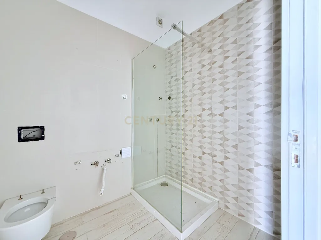Apartamento T3 Duplex no coração da Baixa de Olhão - Image 29