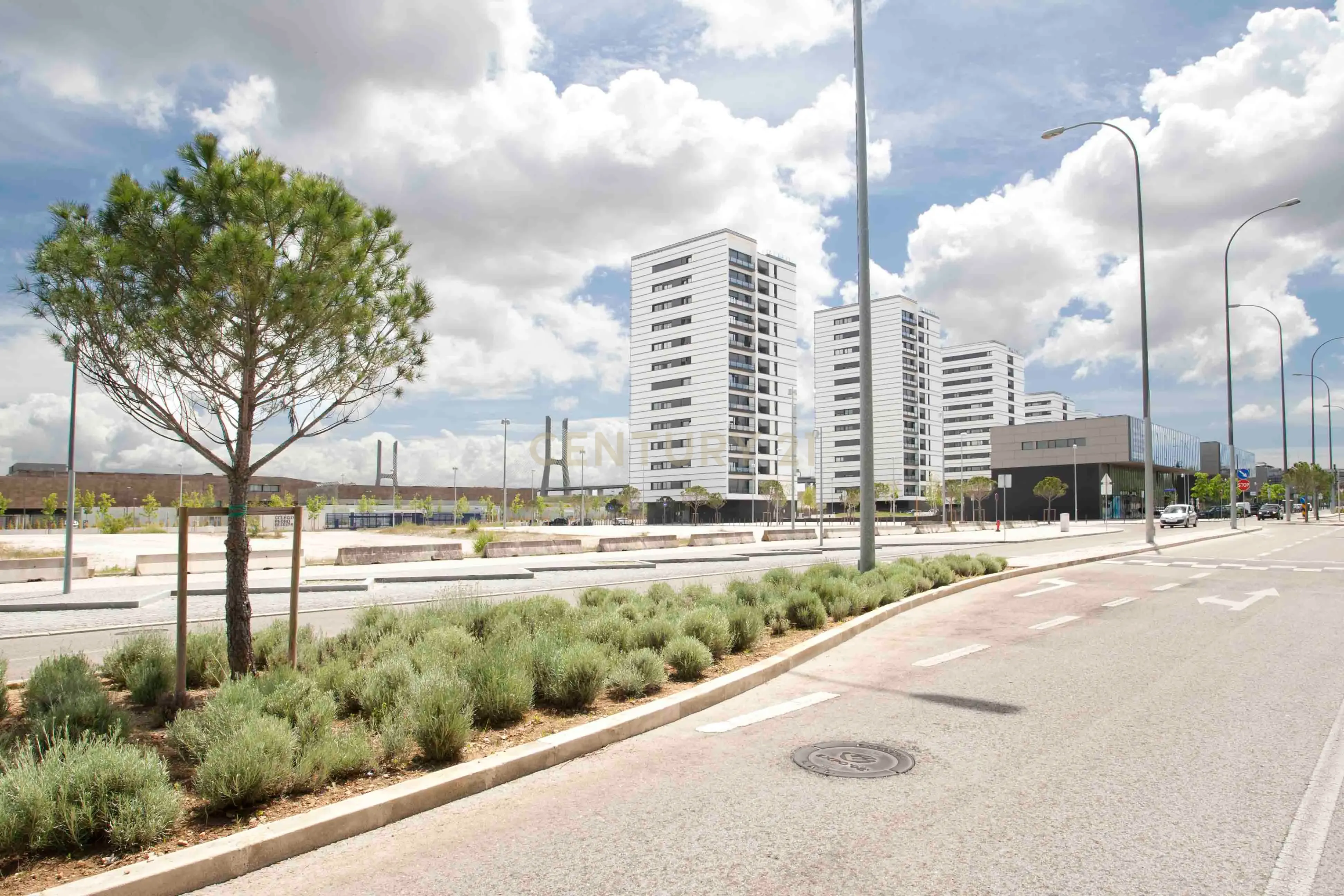 Apartamento T2 com Vista para o Mar em Lisboa - 1600€ - Image 27
