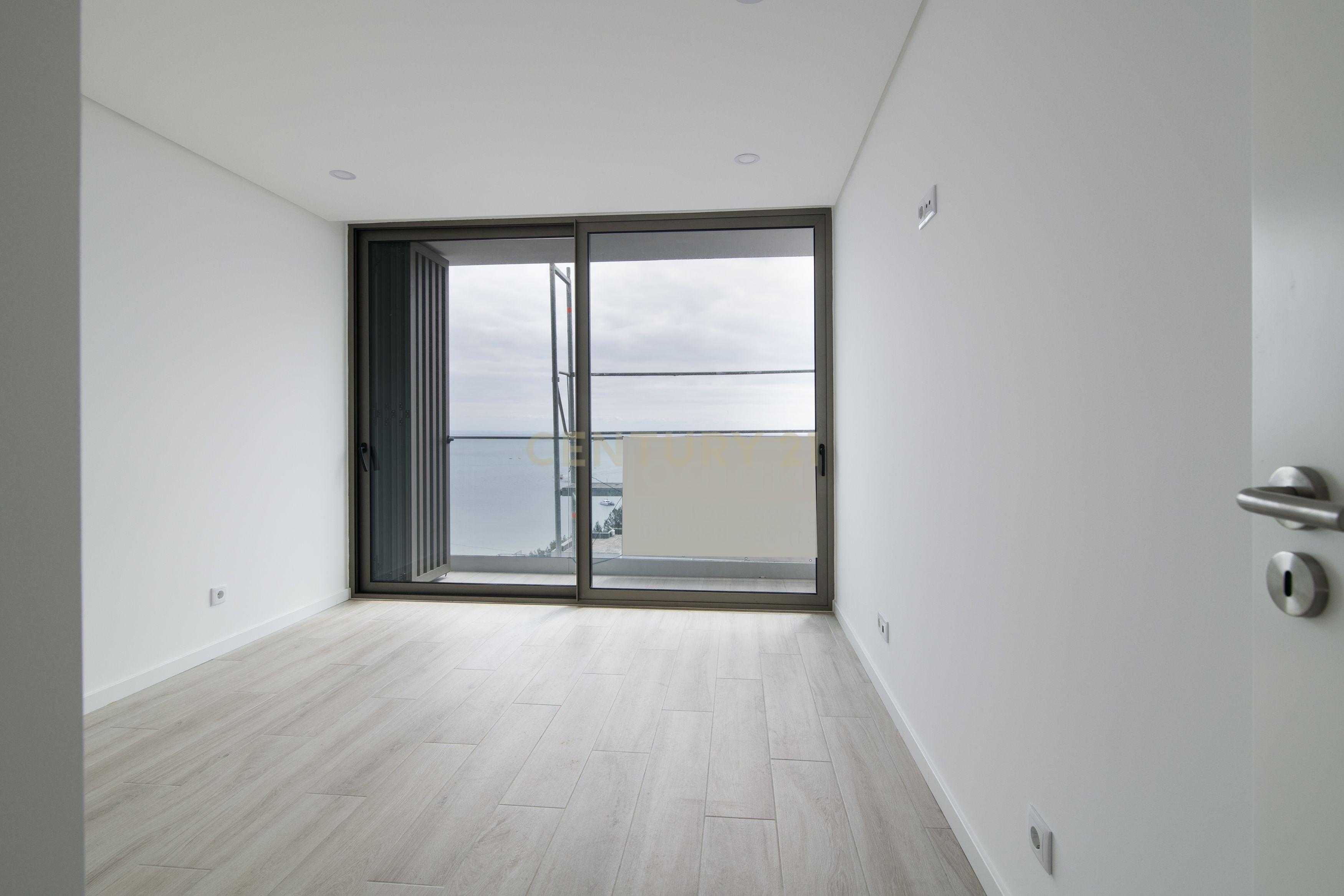 Condomínio Villas d’Ouro – Exclusividade e Conforto no Coração de Sesimbra - Image 40