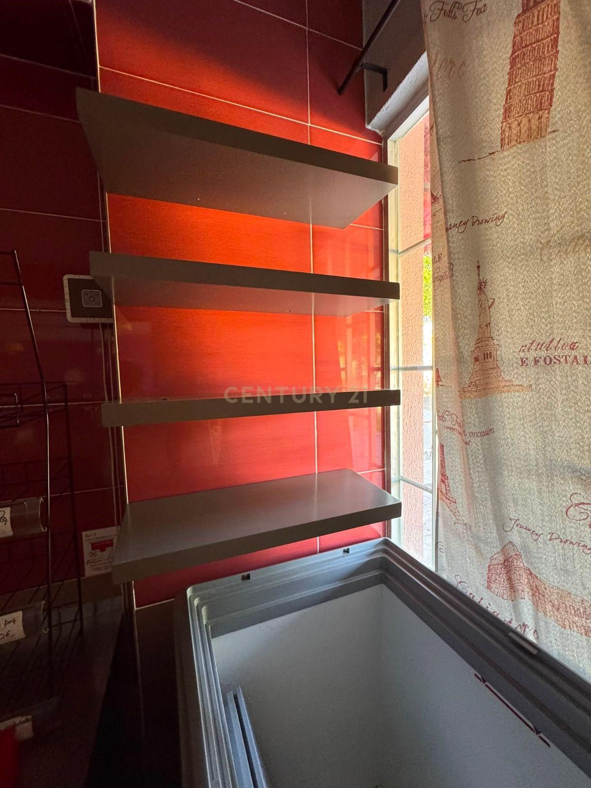 Fotografia 11 de Arrendamento de Café Totalmente Equipado – Excelente Localização na Camarinha, Setúbal