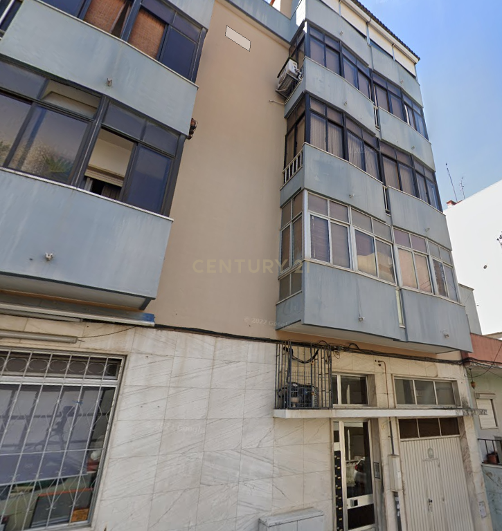 T1 Remodelado no Laranjeiro – Último Andar  - Image 16