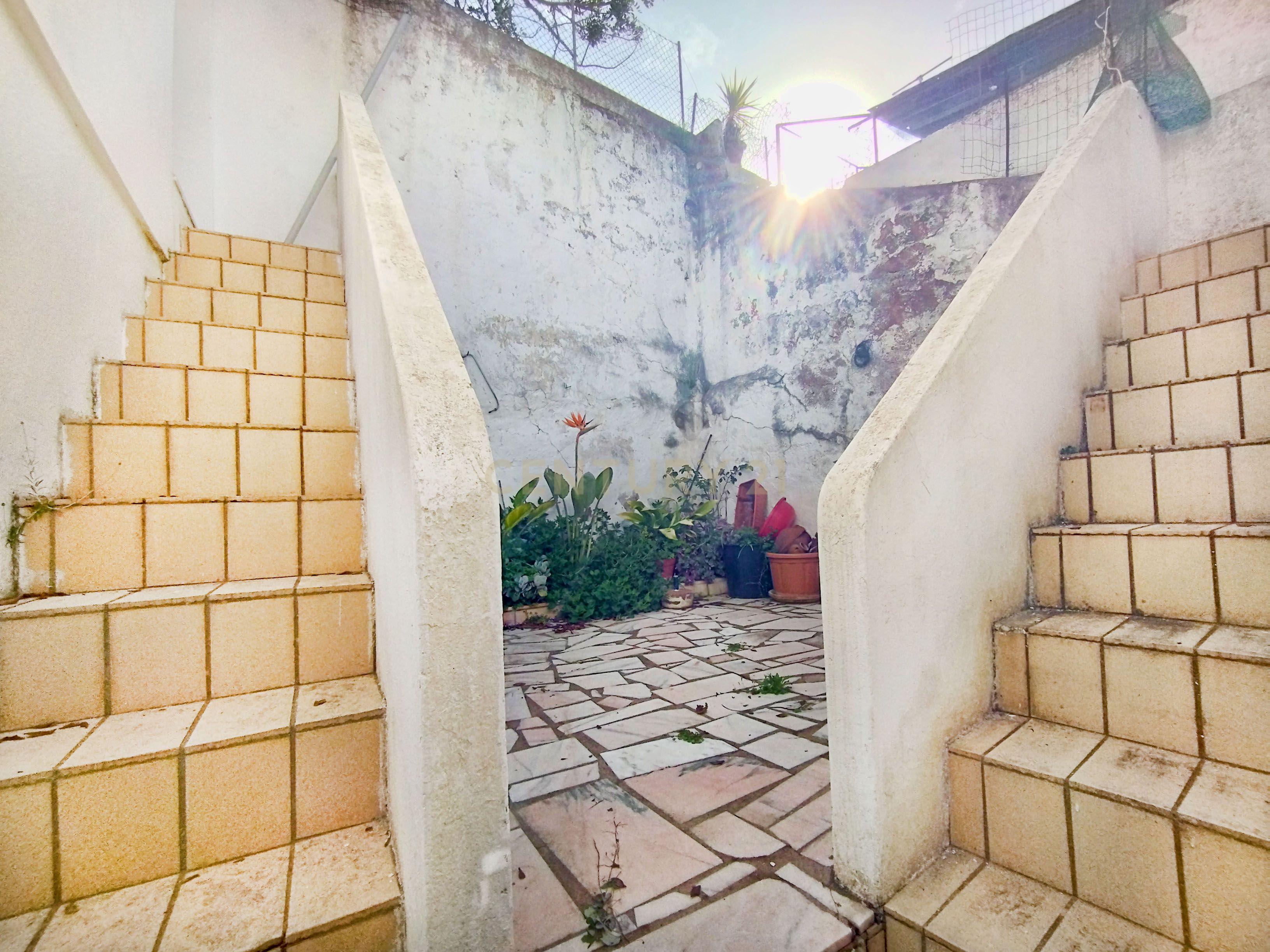 Casa Térrea para Recuperação em Ferragudo - Image 9