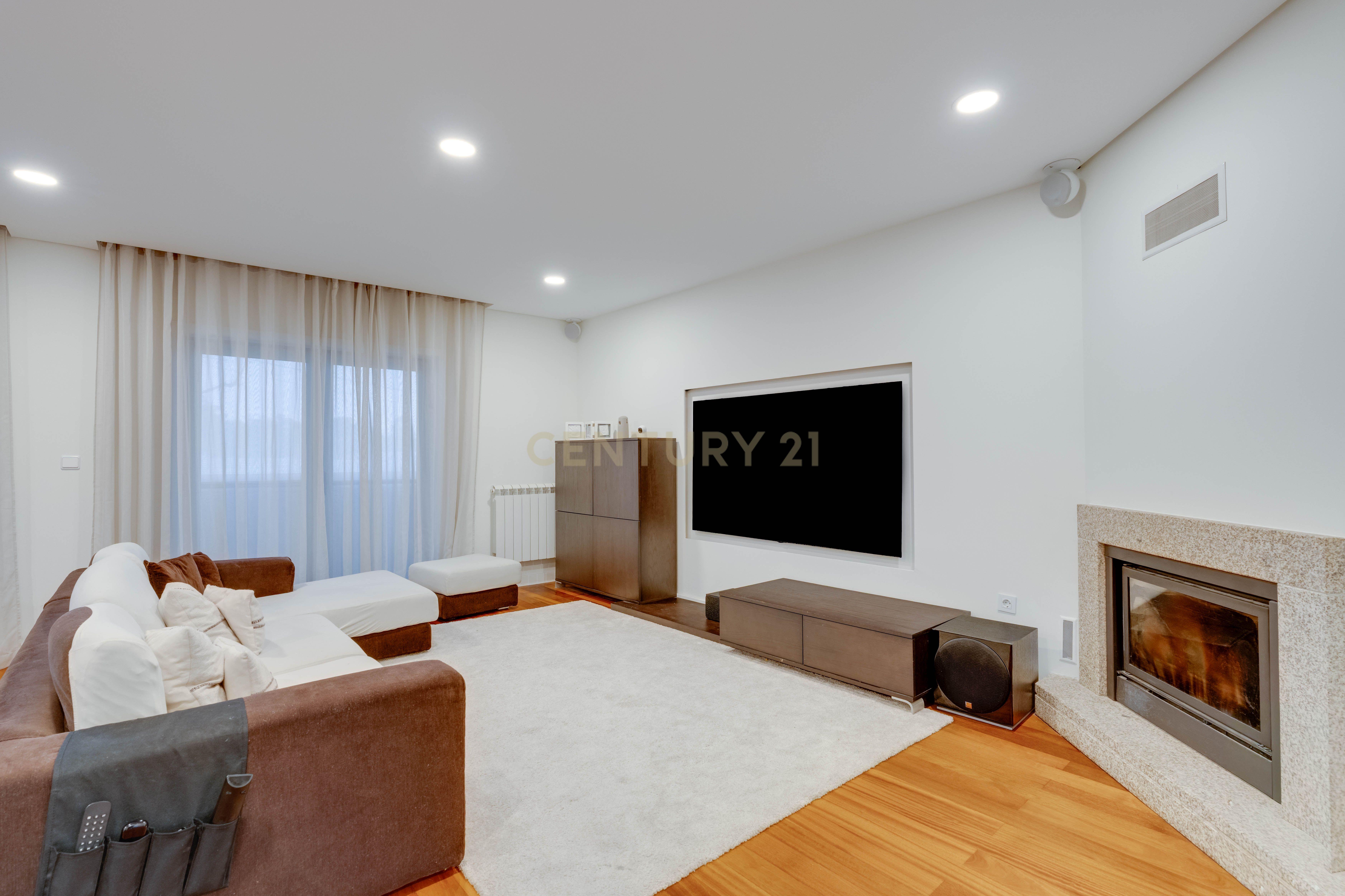 Moradia T4 à venda em Espinho — foto 8