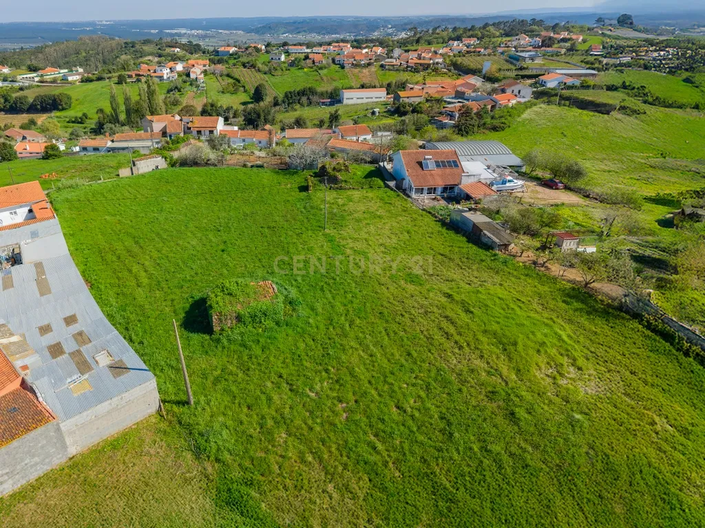 Ruína com Terreno para construção em Vestiaria - Alcobaça - Image 2