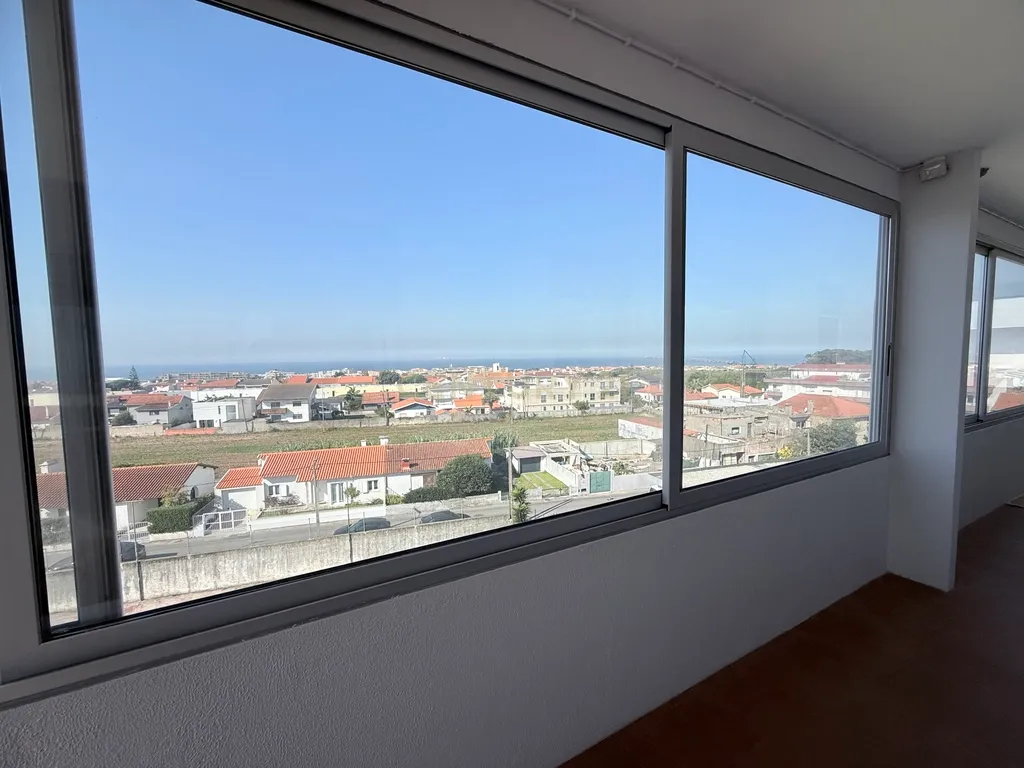 Apartamento T3 Remodelado com Vista Mar – Mindelo, Vila do Conde - Image 28