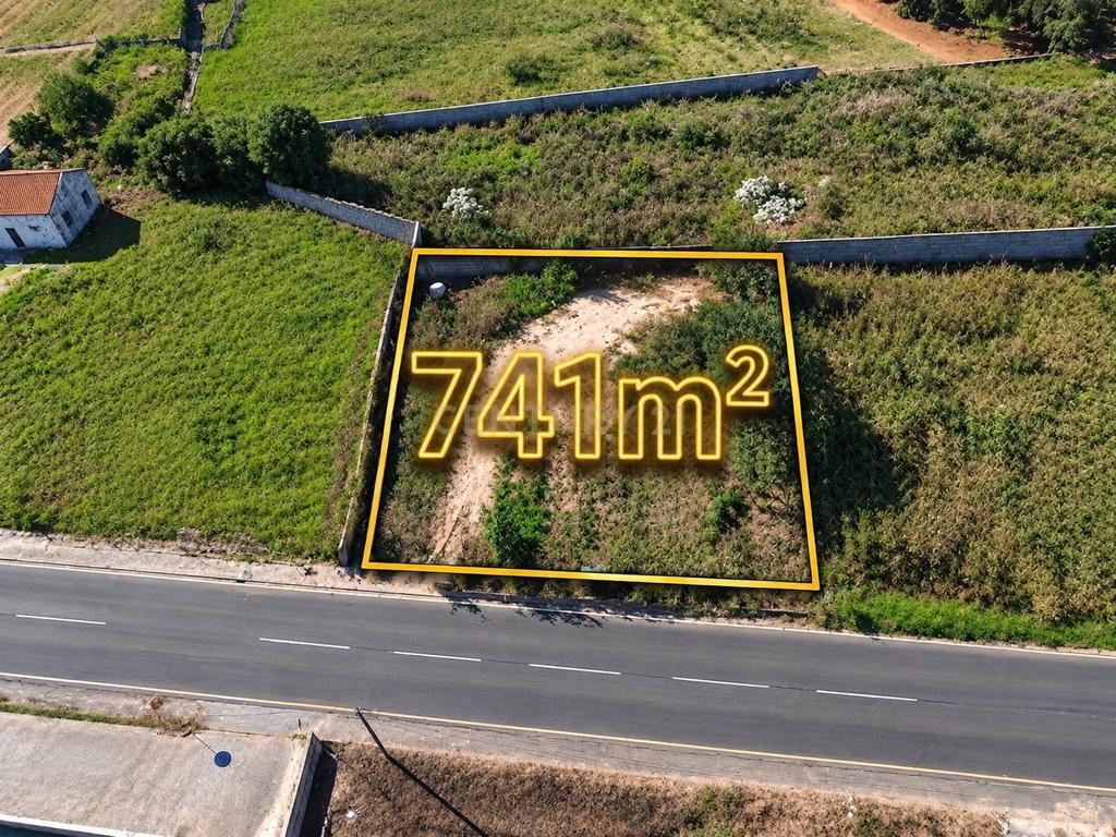 Terreno para construção em Póvoa de Varzim com Poço e Árvores de Fruto - Image 1