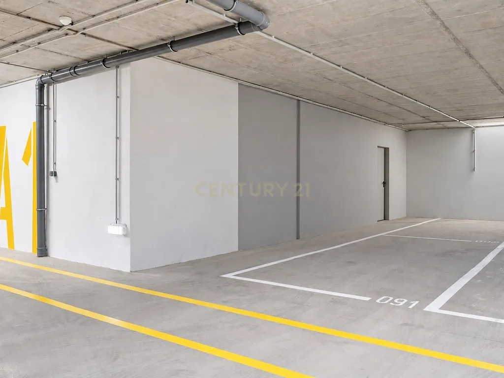 T4 Novo ELOU JARDINS condomínio privado com piscina em Santo António dos Cavaleiros - Image 40