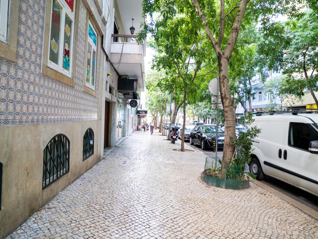 Apartamento T5 em Arroios: mais espaço, mais conforto e mais Família! - Image 2
