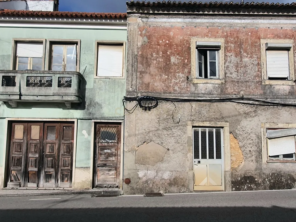 2 Moradias | Reabilitação | Centro Condeixa- A - Nova - Image 1