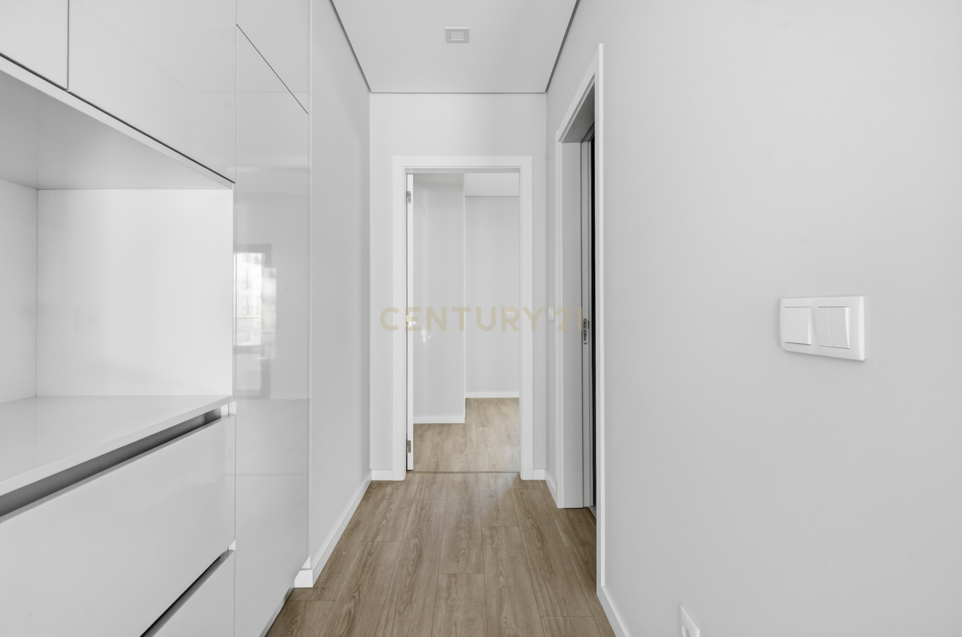 Fotografia 4 de Apartamento T2 Novo com Terraço e Lugar de Garagem em Mafra