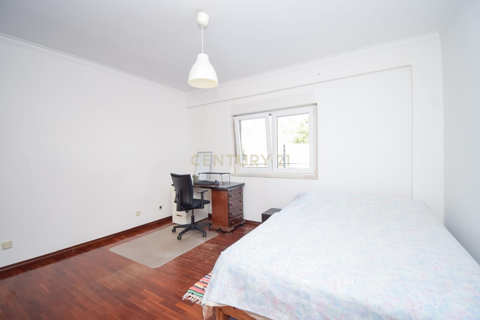 Apartamento T2 à venda em Carnaxide e Queijas, Oeiras — foto 17
