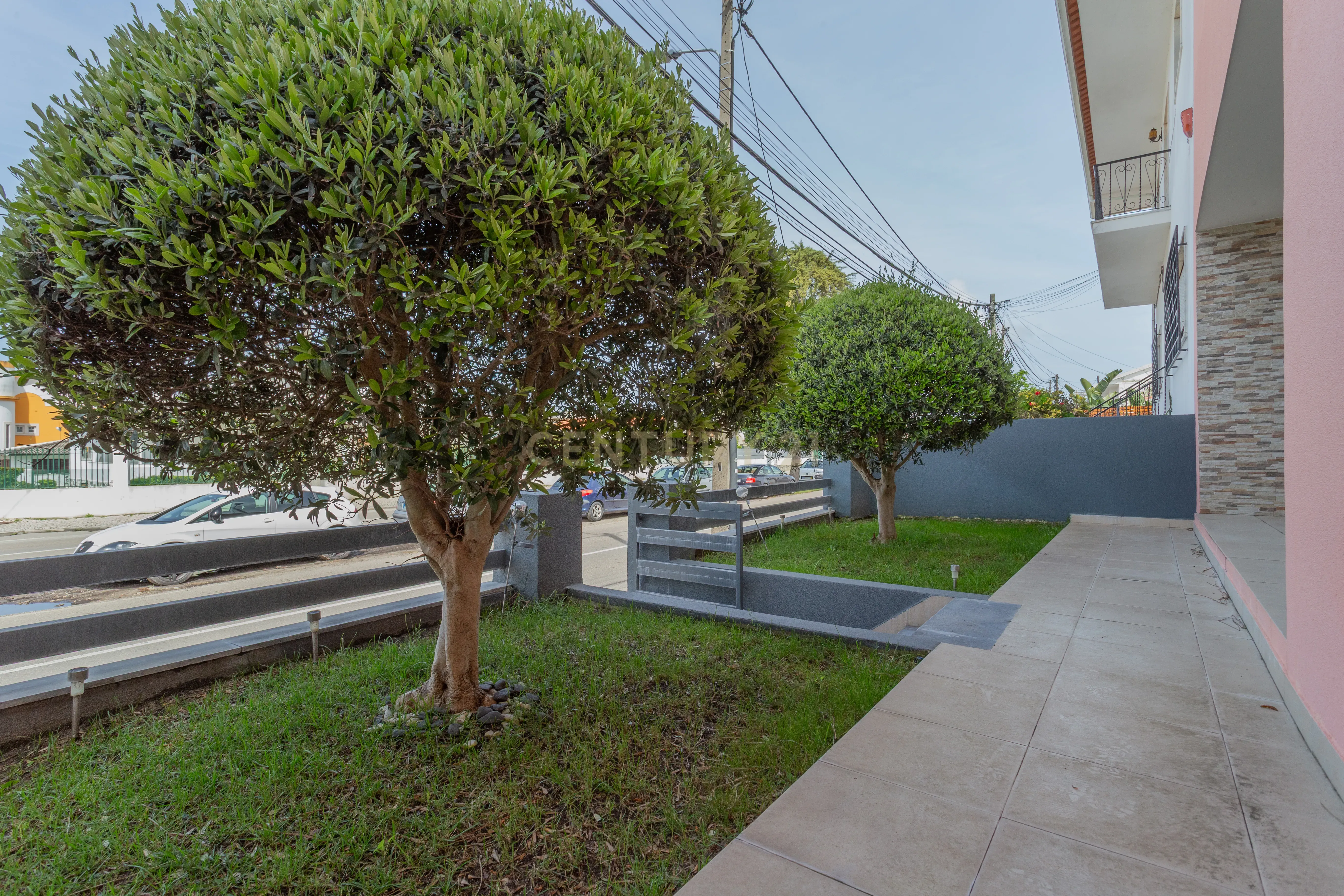 Moradia T4 com Piscina e espaço exterior em Belverde - Seixal - Image 15