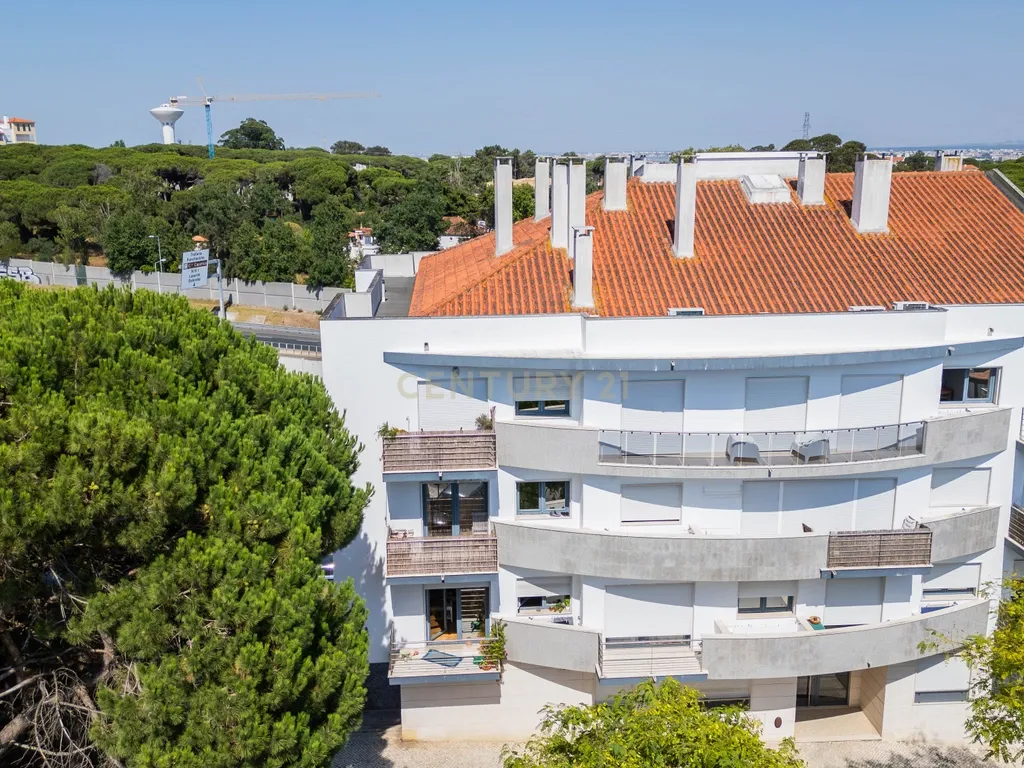 T2 com 115m² na Quinta de São Macário | Varandas | Elevador | Arrecadação | Vista de mar subtil - Image 43