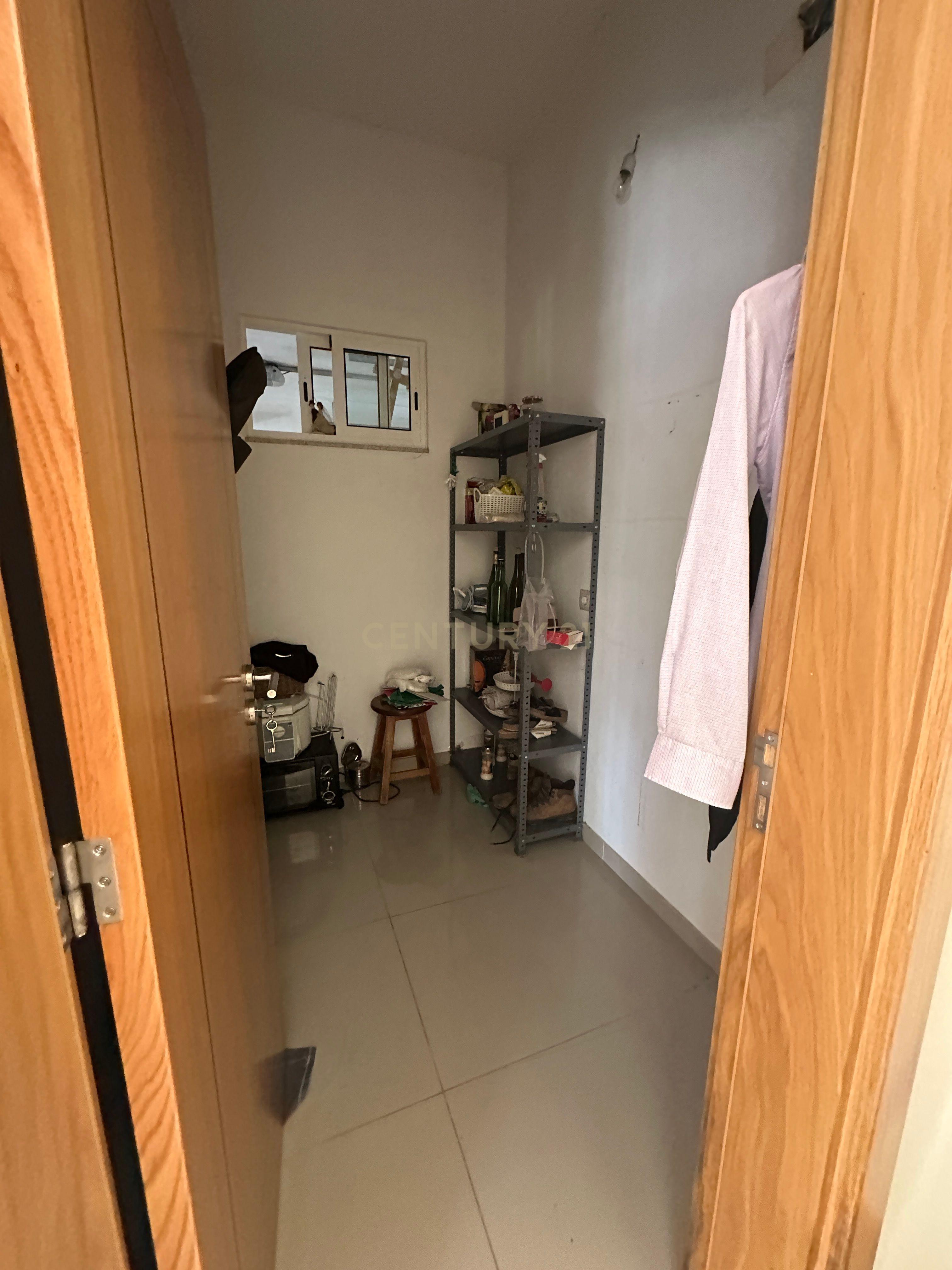 Fotografia 10 de Moradia Exclusiva em "Ilha" Privativa na Albufeira de Venda Nova – Gerês