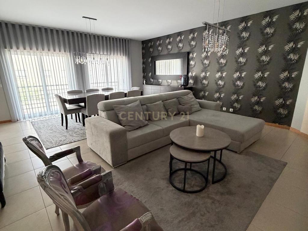 Apartamento T3 na Charneca, Pombal – Totalmente Mobilado e Pronto a Habitar - Image 4