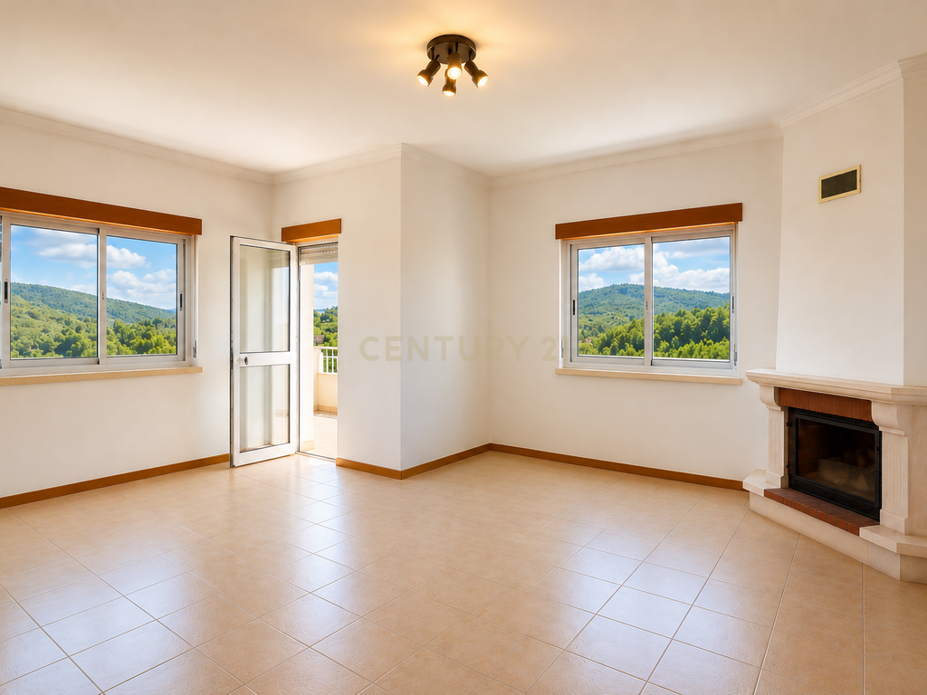 T5 ou T2+3 Duplex: Habitação Própria ou Investimento - Image 3