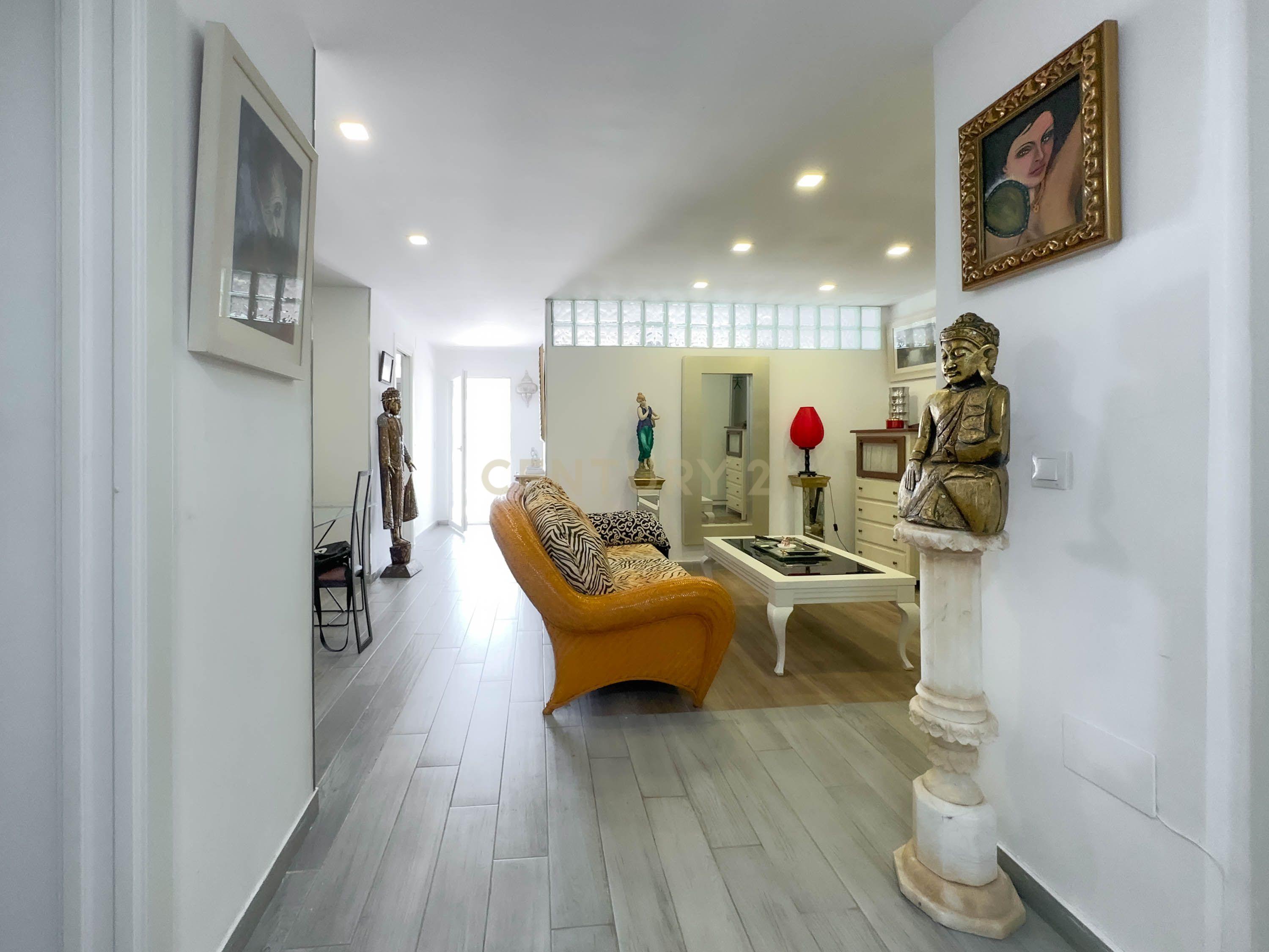 Venda de Apartamento com Amplos Terraços e Vista Panorâmica para o Mar em Torremolinos - Image 8
