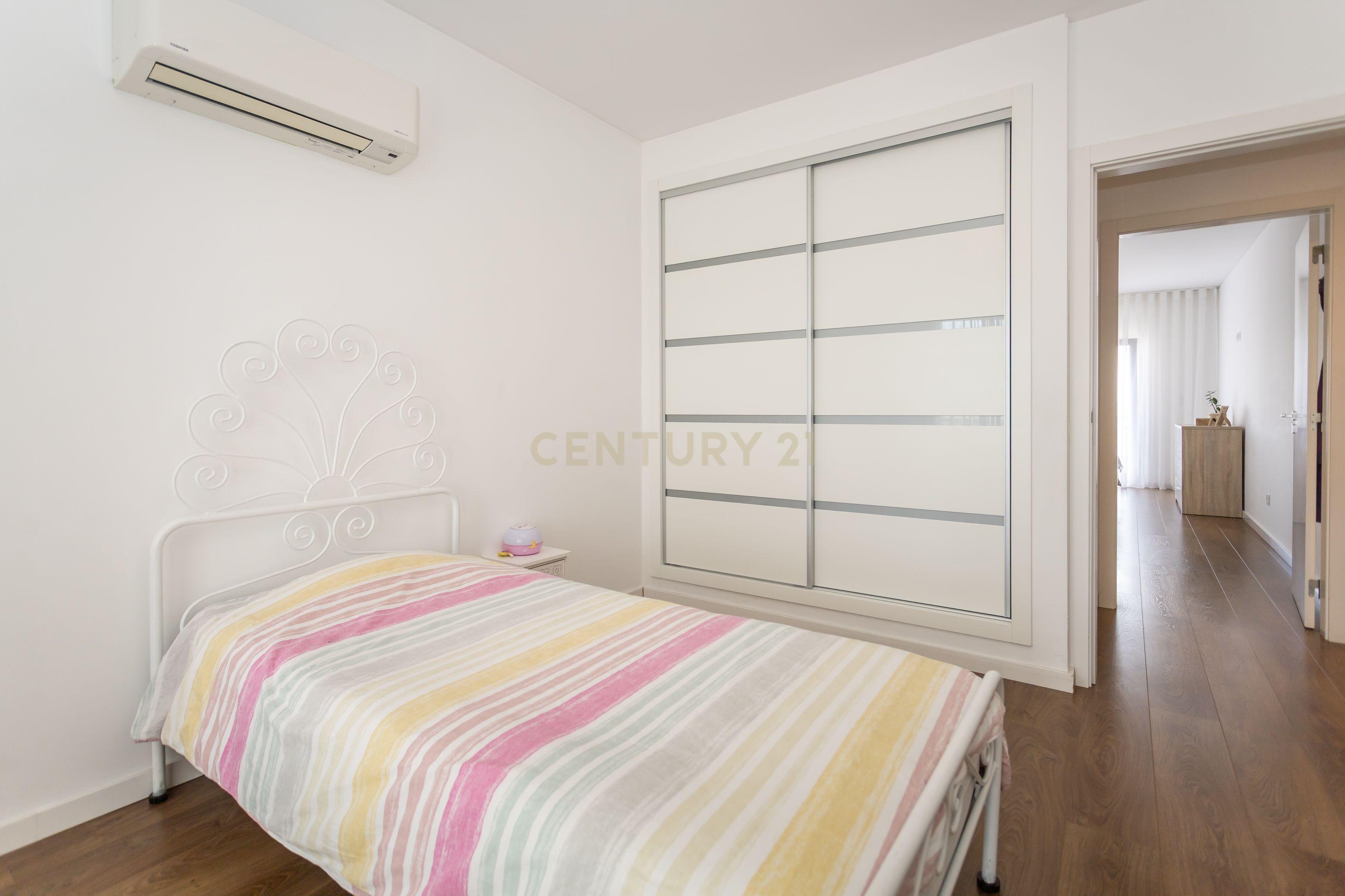 Apartamento T3 Condomínio Jardins da Ladeira, Aldeia de Paio Pires - Image 25
