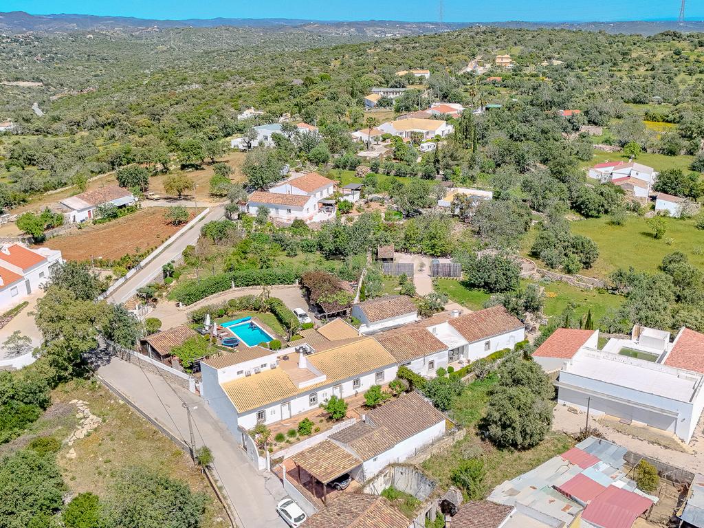 Moradia T6 | Vista Panorâmica | Piscina | Jardim | São Brás de Alportel - Image 75