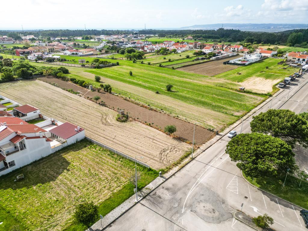 Terreno no centro do Paião, Figueira da foz - Image 4